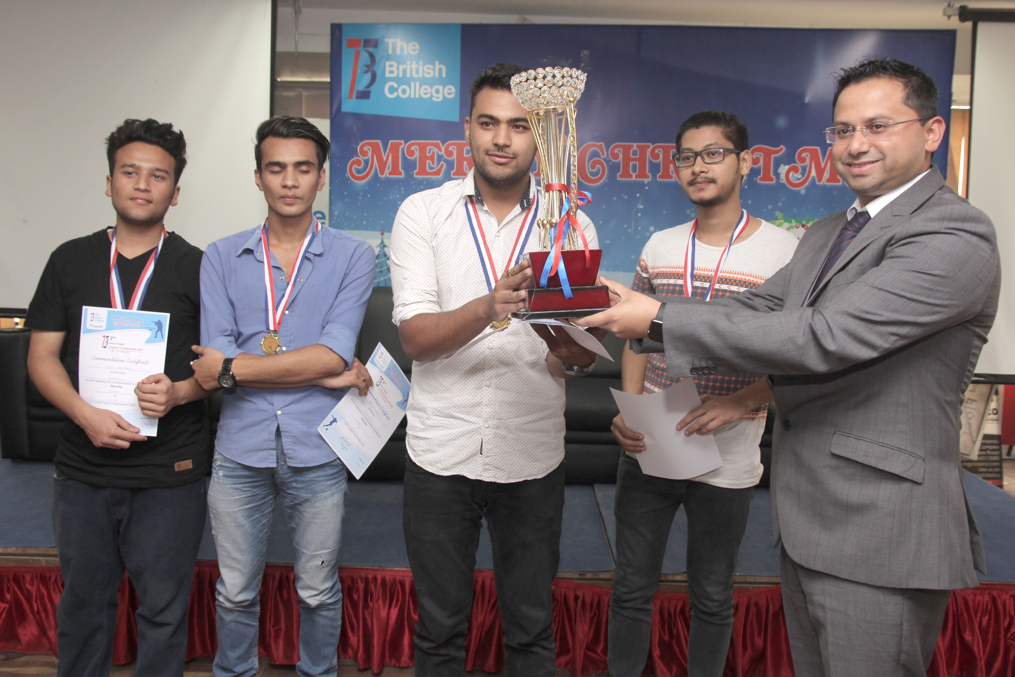 Prize Distribution Ceremony – E-Sports 2016